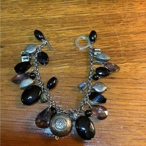 Vintage Silver Tone & Onyx Charm Bracelet 7”